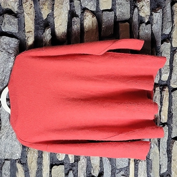 Women's Free People 100% cashmere orange sweater size large - Picture 9 of 9